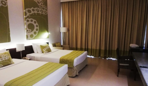 HOTEL CURTAINS